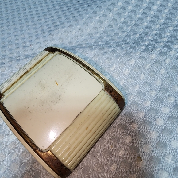 WESTCLOX EUC VINTAGE 1950's MARILYN MONROE BAKELITE TRAVEL ALARM CLOCK - Picture 2 of 8